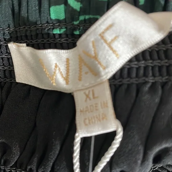 Wayf Women's floral blouse size XL - Picture 3 of 6